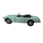 Die-Cast  1:32 Vintage Roadster Model Car